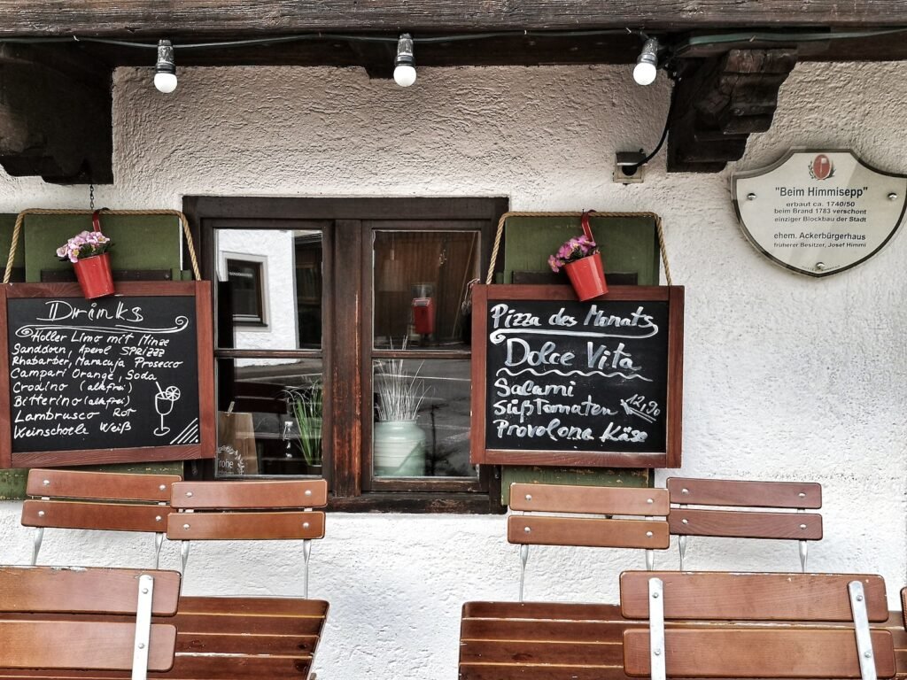 Saisonale Pizza und Drinks im Himmisepp in Miesbach